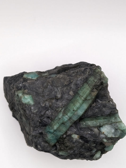 Raw Emerald (Grade A) – Brazil