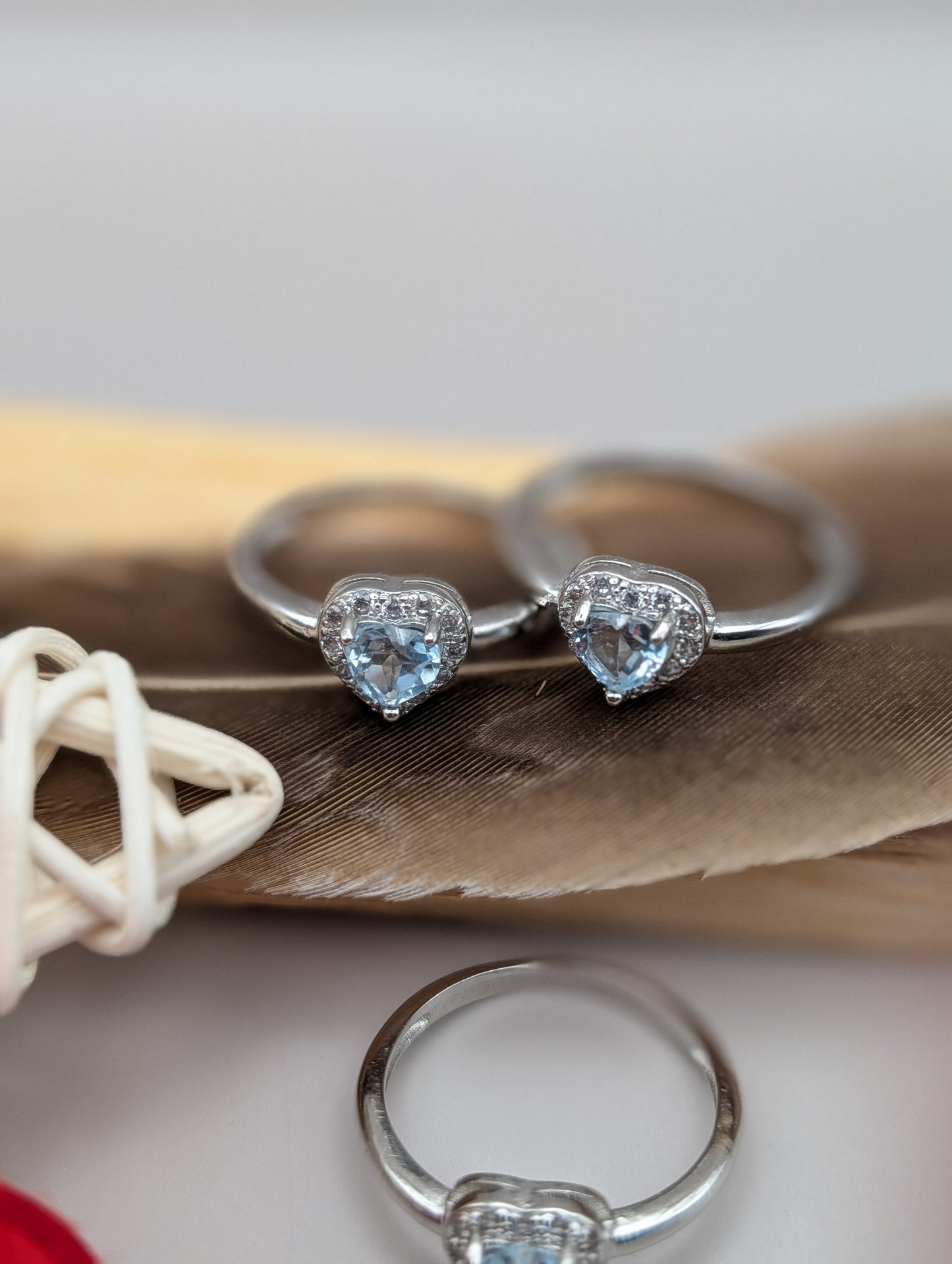 Aquamarine Heart Ring – White Bronze