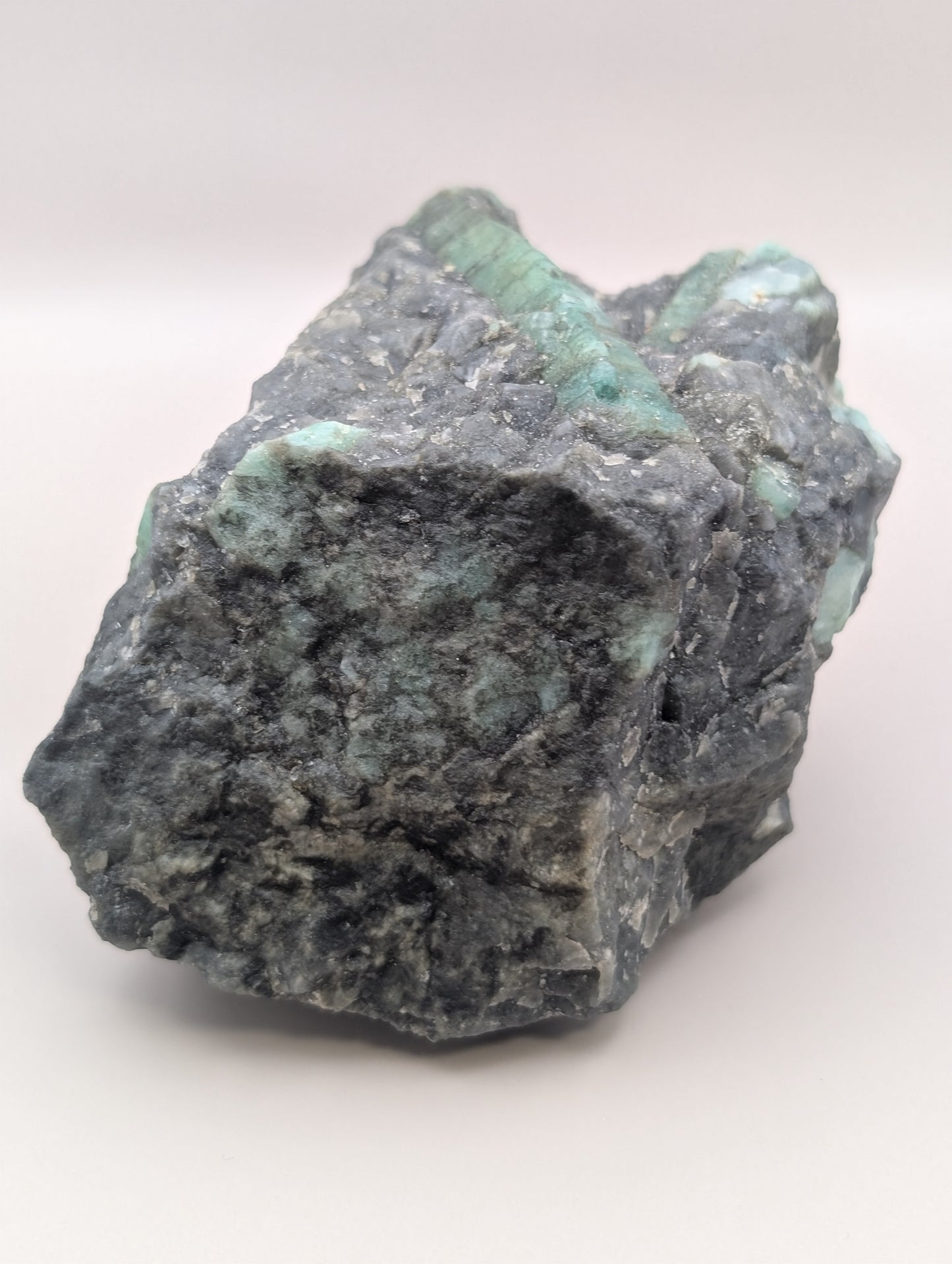 Raw Emerald (Grade A) – Brazil