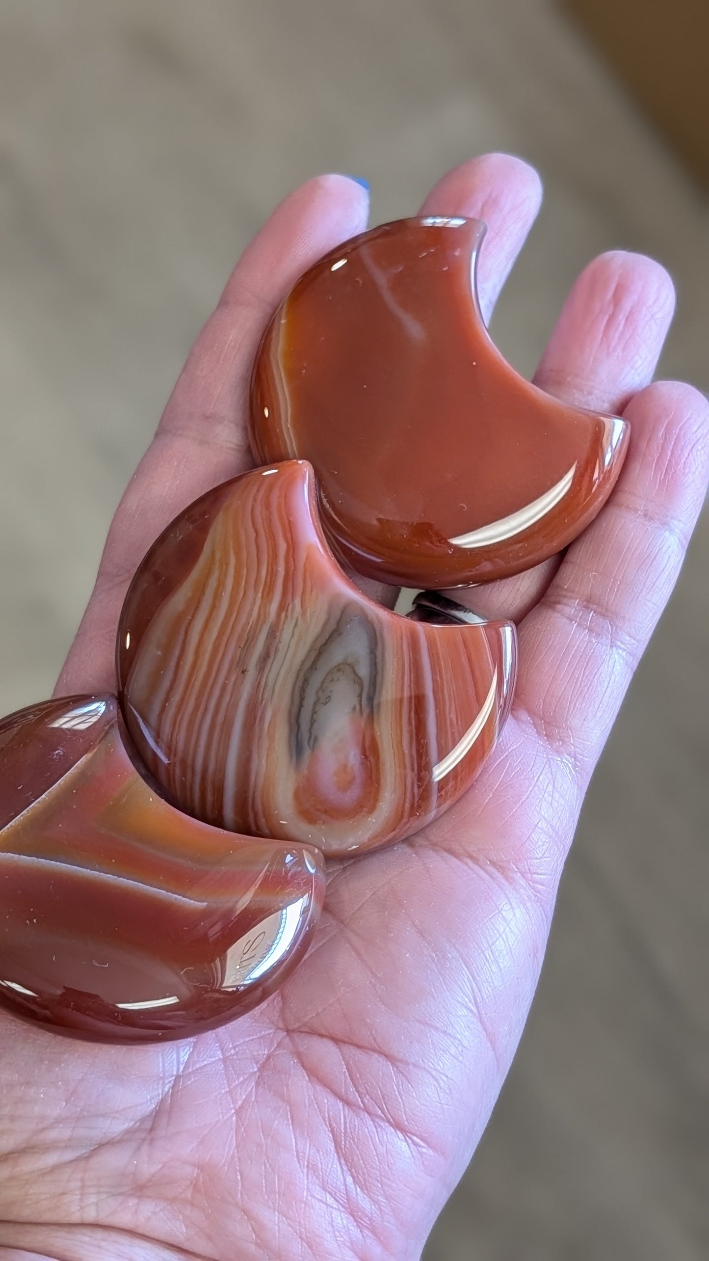 🌙 Carnelian Crescent Moon